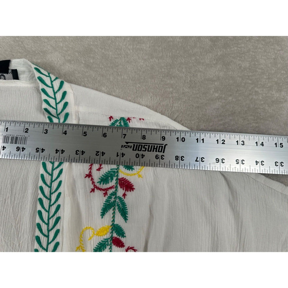 Curations Womens White Embroidered Dress Cover Up Short Sleeve Wrap Tie Size 2X - Picture 3 of 9